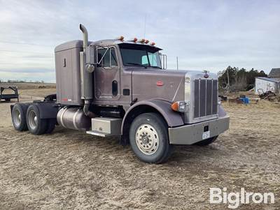 1992 Peterbilt 378 T/A Tractor Truck