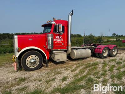 1997 Peterbuilt 379 T/A Truck Tractor