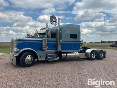 2020 Peterbilt 389 EXHD T/A Truck Tractor