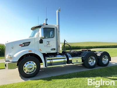 2019 Peterbilt 567 Day Cab Truck Tractor
