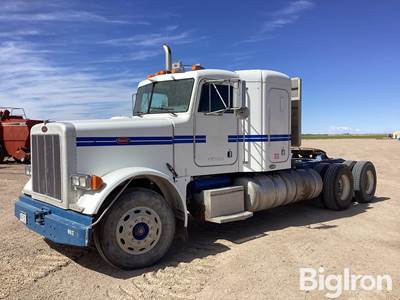 2001 Peterbilt T/A Truck Tractor