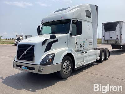 2015 Volvo VN T/A Truck Tractor