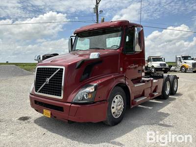 2017 Volvo VNL T/A Truck Tractor