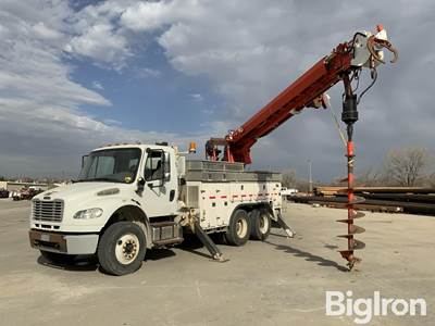 2013 Freightliner M2106 T/A Digger Derrick Truck