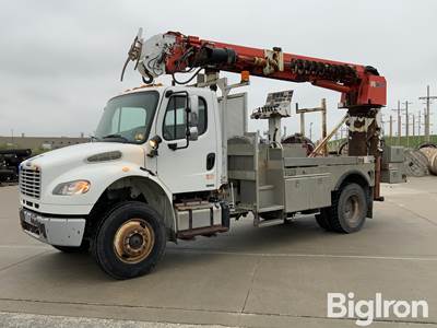 2012 Freightliner M2-106 DD S/A Digger Derrick Truck