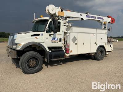 2003 International 7400 4x4 Digger Derrick Truck