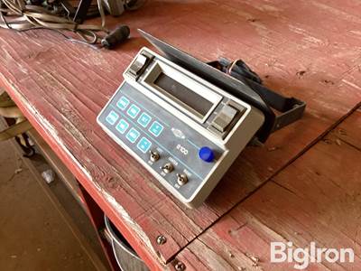 Hiniker 8100 Control Monitor