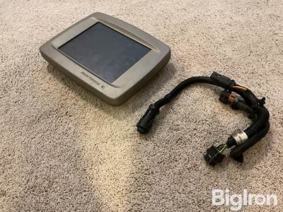 John Deere GreenStar 2600 Display W/Wiring Harness
