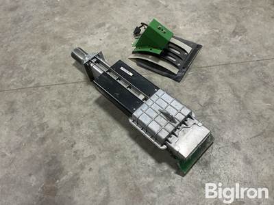 John Deere Yield Monitor & Moisture Tester