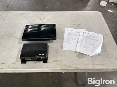 Trimble XCN-2050 Display System