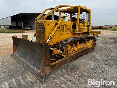 Caterpillar D6C Dozer