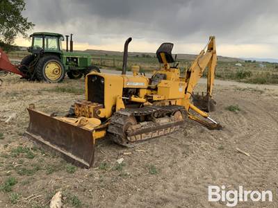 John Deere JD 350-B Crawler Backhoe w/Dozer Blade