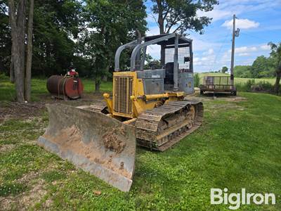 Komatsu D39E-1 Dozer