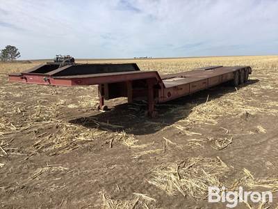 1967 Hobbs 1230-FLS-S 49’ Tri/A Drop Deck Trailer