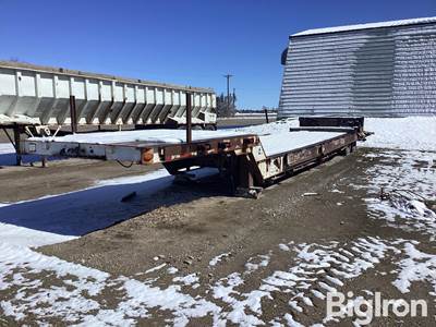 1976 Schwartz 52'x8' Drop Deck Trailer