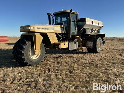 Ag-Chem Terra-Gator 6103 Self-Propelled Floater Dry Fertilizer Spreader