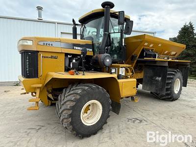 2007 TerraGator 8244 Self-Propelled Spreader