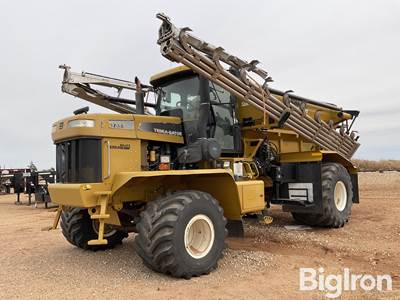 TerraGator TG8204 Self-Propelled Air Boom Fertilizer Applicator