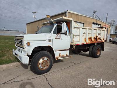 1979 Chevrolet C60 S/A Dump Truck w/Tailgate Spreader