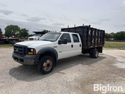 2006 Ford F450 XL Super Duty Crew Cab Dump Truck