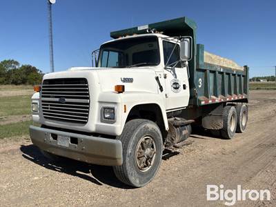 1991 Ford L8000 10 Yard T/A Dump Truck