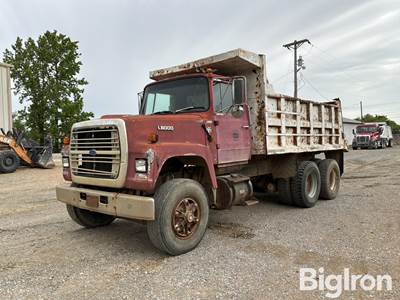 1987 Ford LT8000 T/A Dump Truck