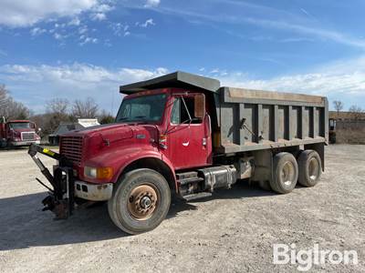 1999 International 4900 DT 466E 6x4 Dump Truck