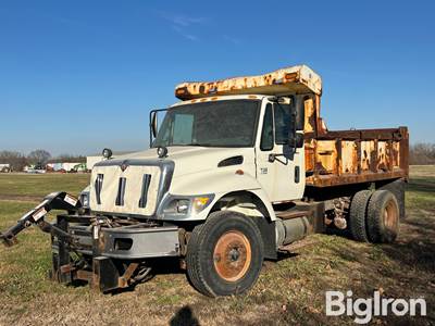2006 International 7300 S/A Dump Truck