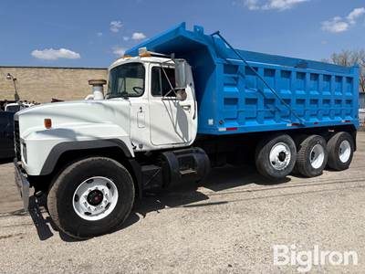 2000 Mack RD600 Tri/A Dump Truck