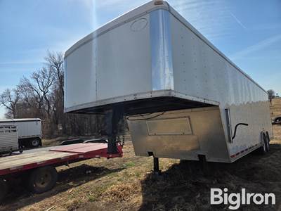 2008 Middlebury T/A Gooseneck Enclosed Trailer