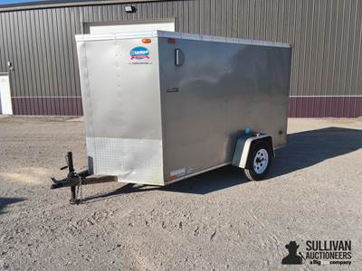 2014 United 15x5 S/A Enclosed Trailer