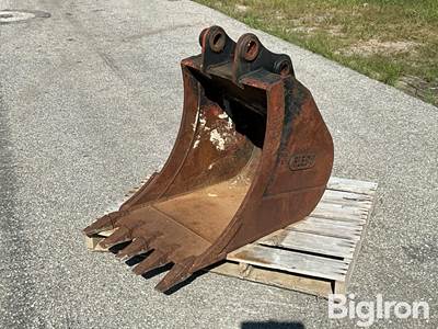 2020 Fleco SY60 24” Toothed Mini Excavator Bucket