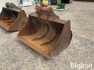 John Deere 60" 1.250 yd Excavator Bucket