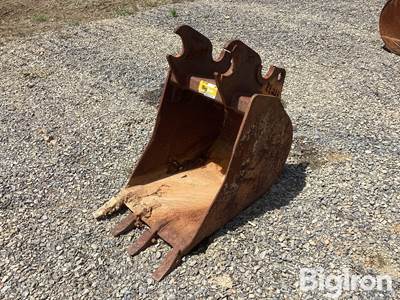 Kubota 23" Excavator Bucket