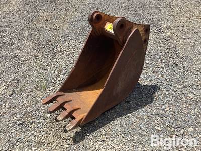 17.5” Excavator Bucket