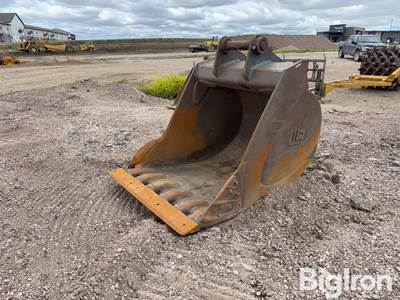 WB 44x66x48” Excavator Bucket