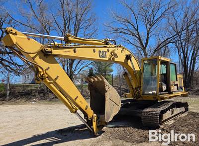 Caterpillar 225 B Excavator