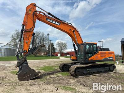 2021 Doosan DX300LC-5 Excavator