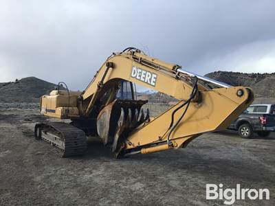 1998 John Deere 230 LC Excavator