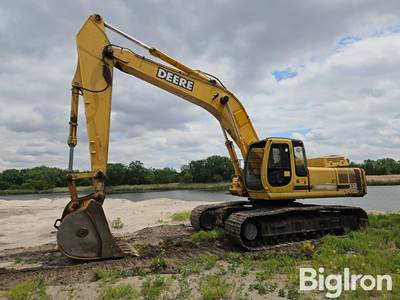 John Deere 330LC Excavator