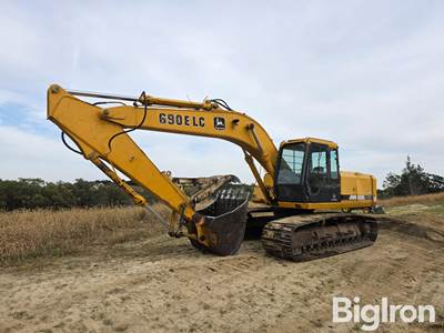 1994 John Deere 690E-LC Excavator