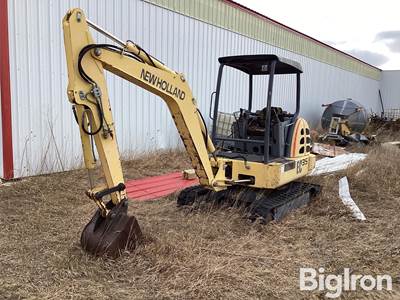 New Holland EC35 Excavator