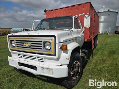 1988 Chevrolet 70 T/A Grain Truck