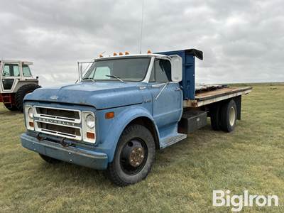 1972 Chevrolet C50 S/A Grain Truck