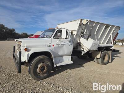 1985 Chevrolet C60 S/A Feed Truck