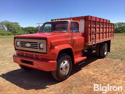 1979 Chevrolet C60 Custom Deluxe S/A Grain Truck