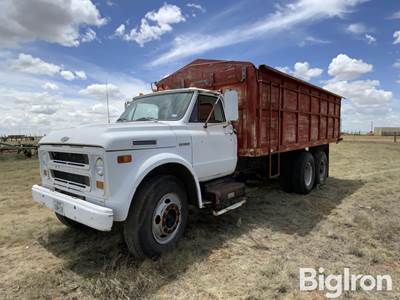 1970 Chevrolet C60 Grain Truck