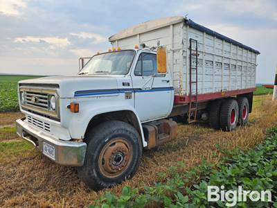 1979 Chevrolet C70 T/A Grain Truck