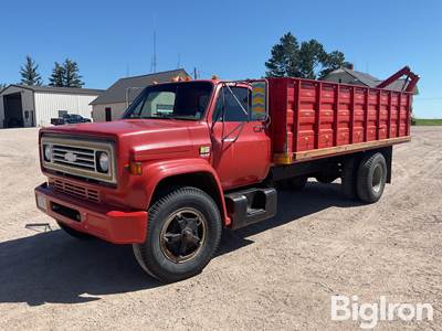 1980 Chevrolet C70 Scottsdale Grain Truck