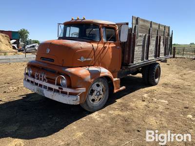 1956 Ford C500 Grain Truck